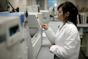 污水處理廠如何選擇水質污水在線自動監(jiān)測儀設備